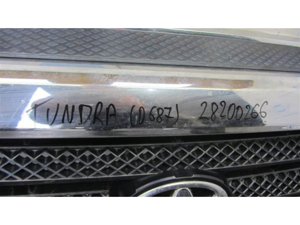 53100-0C160 | Решітка радіатора TOYOTA TUNDRA 07-13 - Фото 2