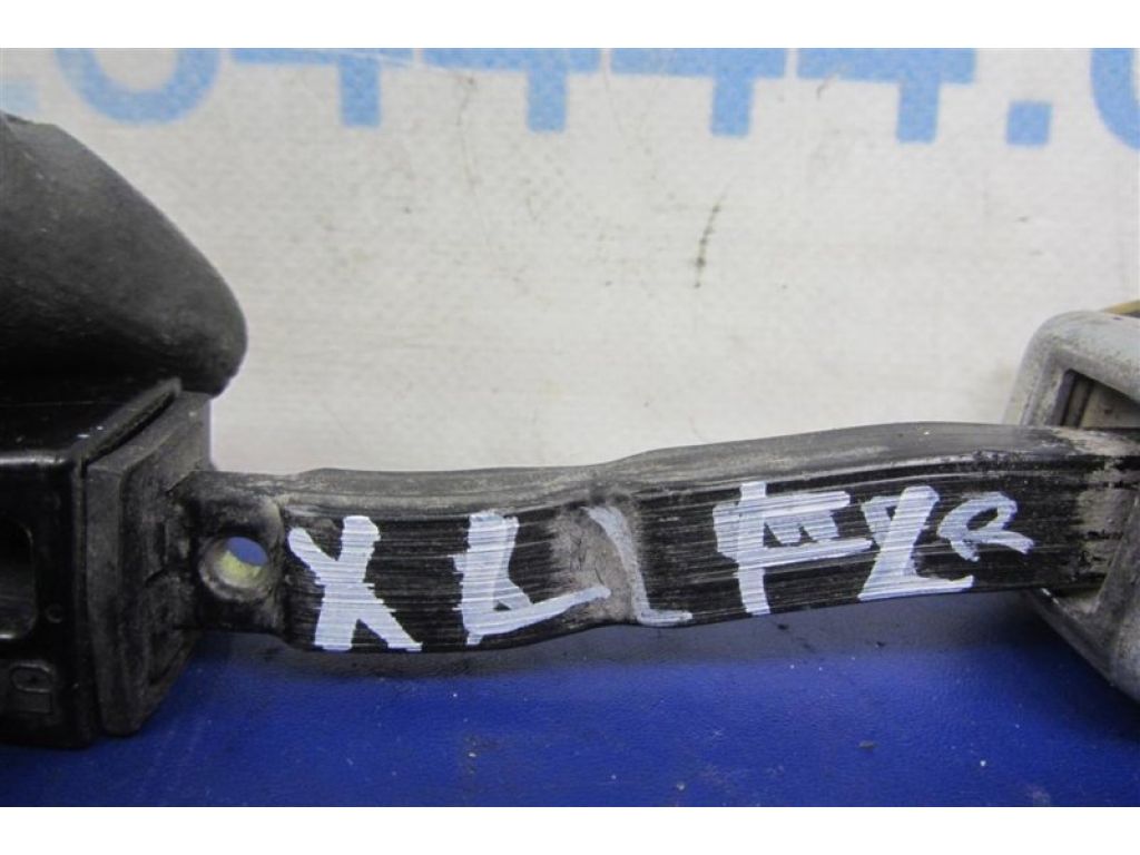 5702A040 | Обмежувач дверей передн. лів. MITSUBISHI OUTLANDER XL 05-13 - Фото 4