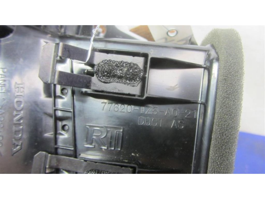 77620-TZ5-A01ZD | Дефлектор воздушный прав. ACURA MDX (YD3) 13-21 - Фото 7