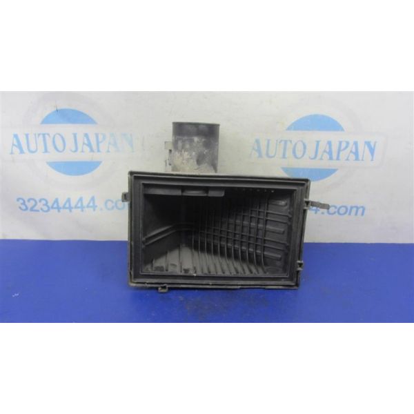 Корпус повітряного фільтра NISSAN NAVARA 04-15 16526-EB300 — 4