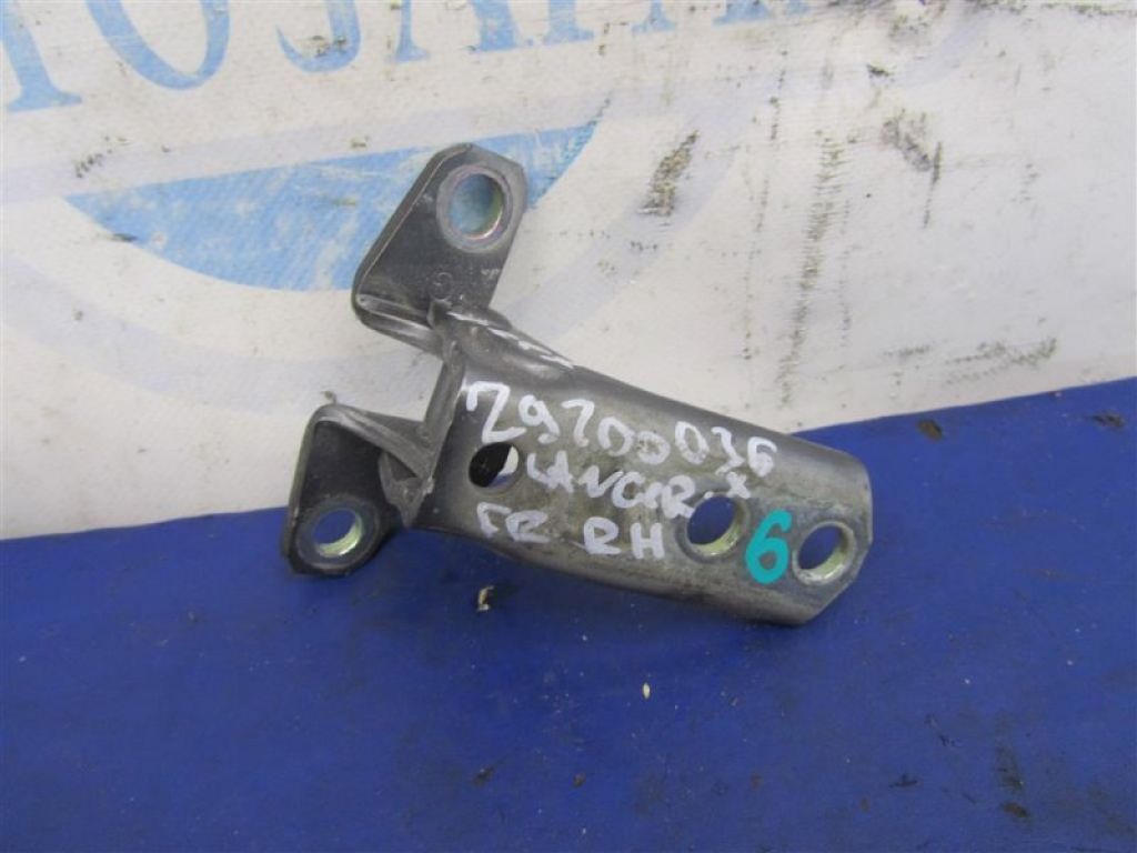 5702A006 | Петля двери верхняя передн. лев. MITSUBISHI LANCER X 10 07-15