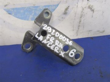 Петля двери верхняя передняя правая MITSUBISHI LANCER X 10 07-15
