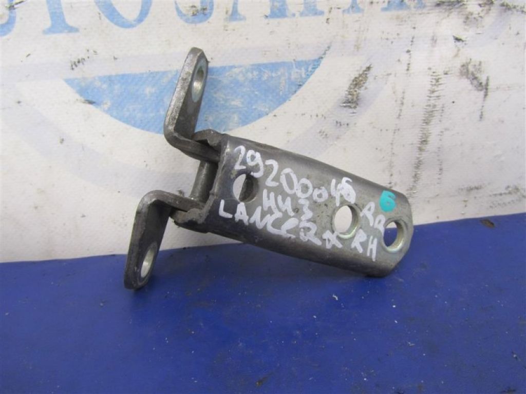 5702A063 | Петля двери нижняя задн. прав. MITSUBISHI LANCER X 10 07-15