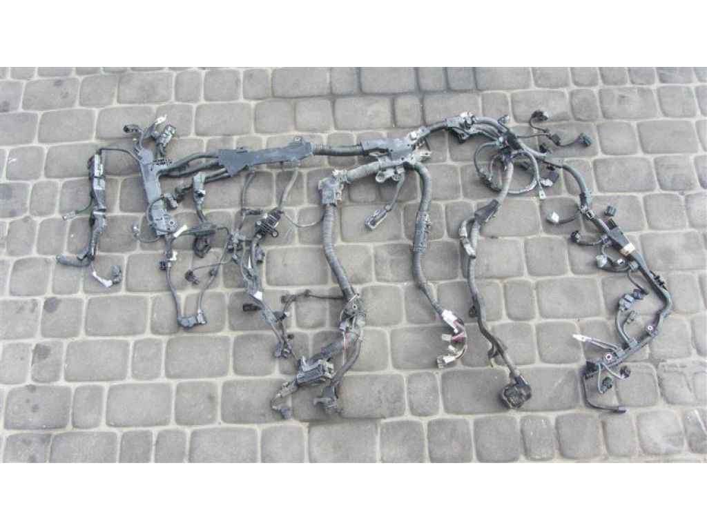 82121-33G60 | Проводка подкапотная TOYOTA CAMRY 70 17-