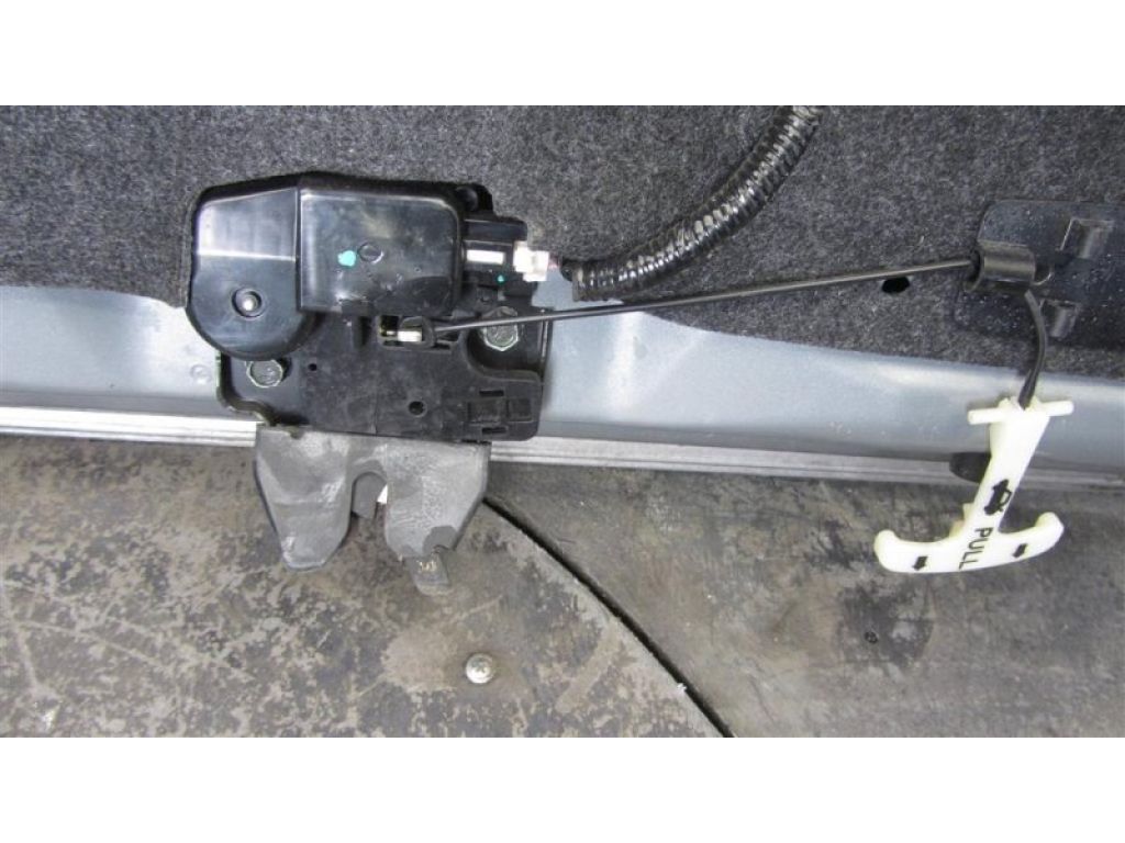 H4300-9KAMC | Крышка багажника NISSAN VERSA B17 11-19 - Фото 5