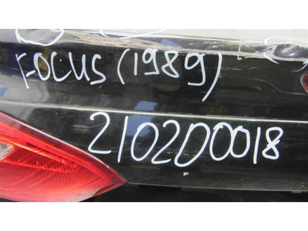 CP9Z-5440110-AA | Крышка багажника FORD FOCUS 10-18 - Фото 2