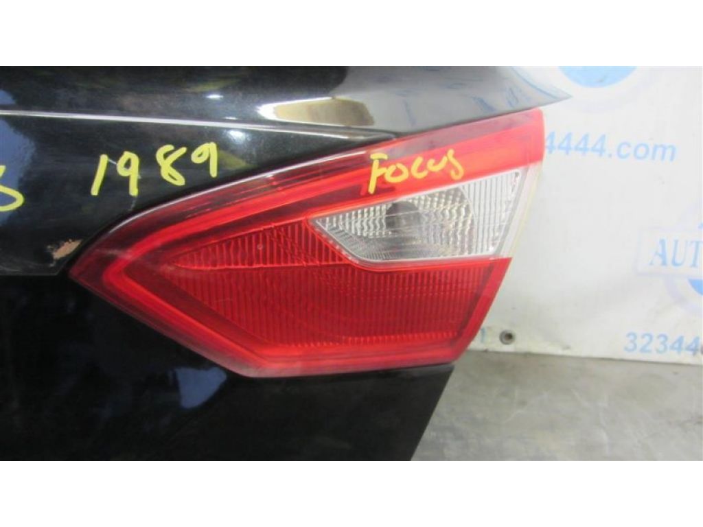 CP9Z-5440110-AA | Крышка багажника FORD FOCUS 10-18 - Фото 5