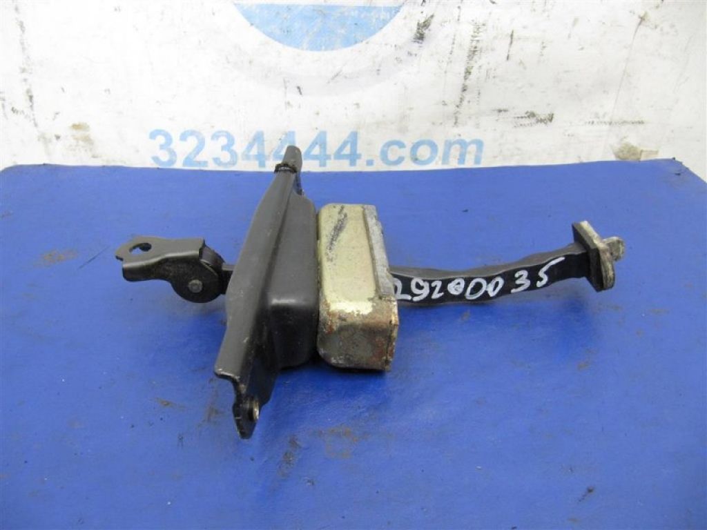 82431-EG000 | Обмежувач дверей задн. лів. INFINITI M35/M45 04-10 - Фото 3