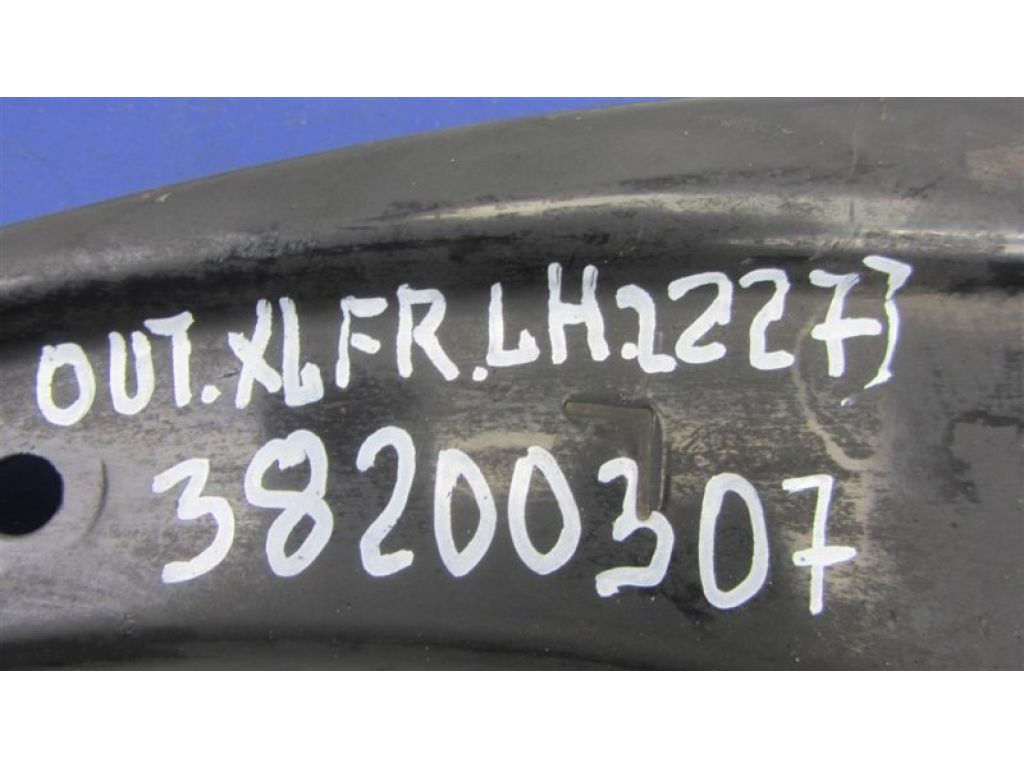 4013A281 | Важіль передньої підвіски нижній лів. MITSUBISHI OUTLANDER XL 05-13 - Фото 2