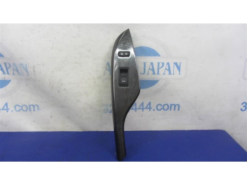 84810-0T010 | Кнопка стеклоподъемника передн. прав. TOYOTA SIENNA 11-16