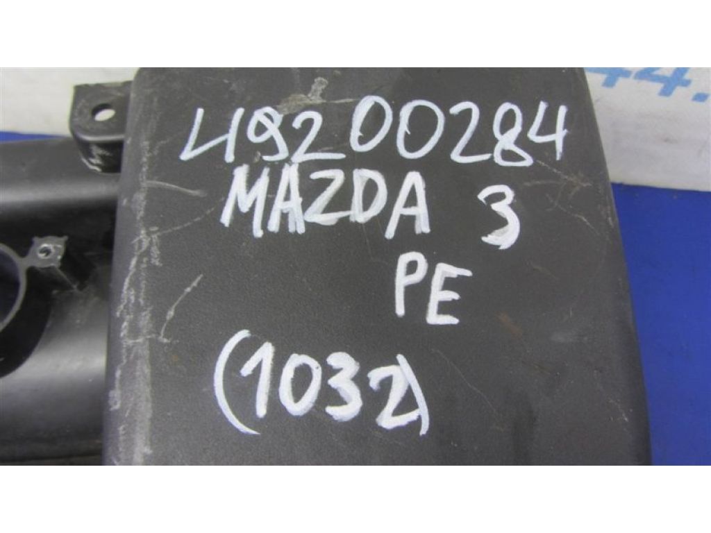 LF8J-13-Z01A | Корпус повітряного фільтра MAZDA 3 BL 09-13 - Фото 2