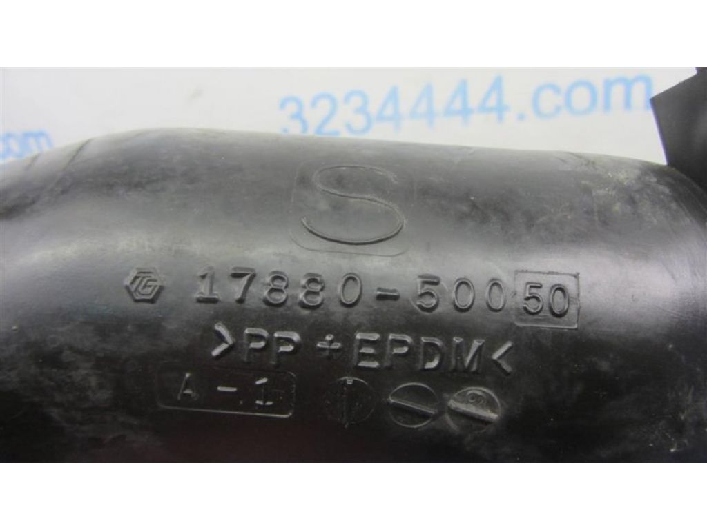 17880-50050 | патрубок повітряного фільтра TOYOTA SEQUOIA 01-07 - Фото 4