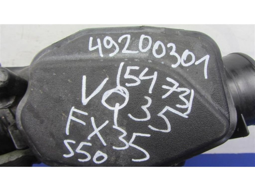 16576-EG000 | патрубок повітряного фільтра INFINITI M35/M45 04-10 - Фото 2