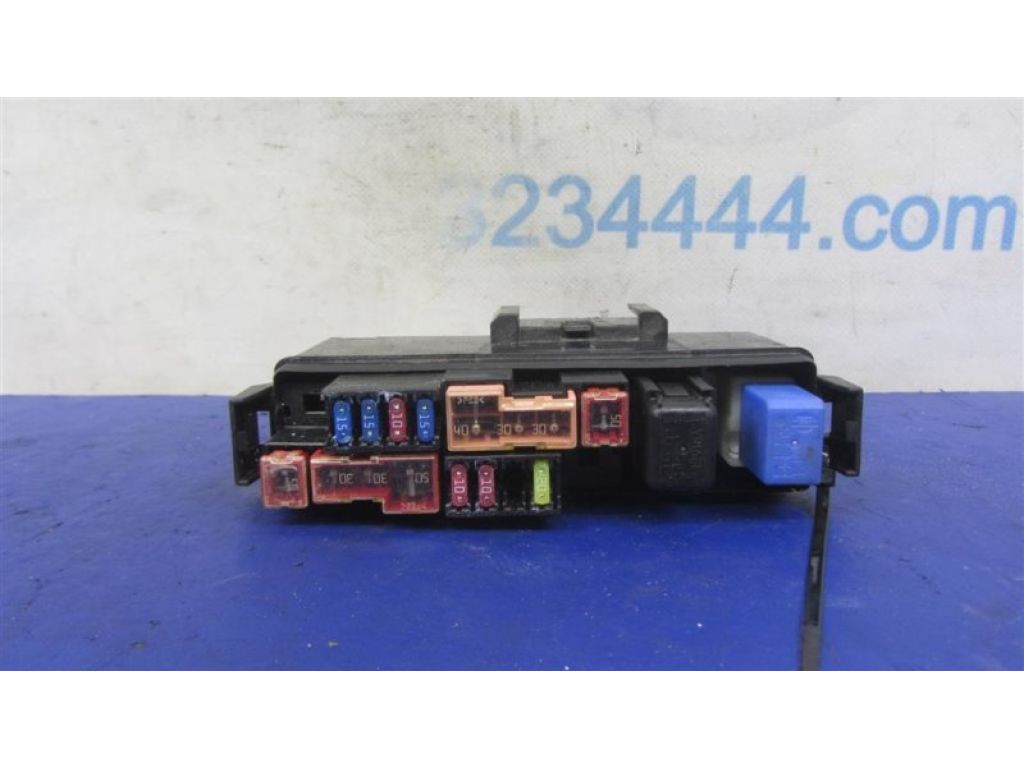 24372-AL500 | Блок запобіжників моторний відсік INFINITI M35/M45 04-10