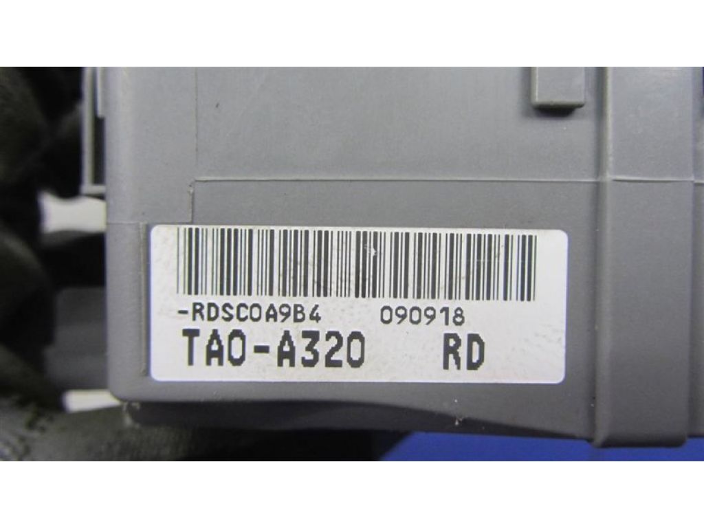 38200-TZ3-A13 | Блок предохранителей салон HONDA ACCORD USA 07-12 - Фото 4