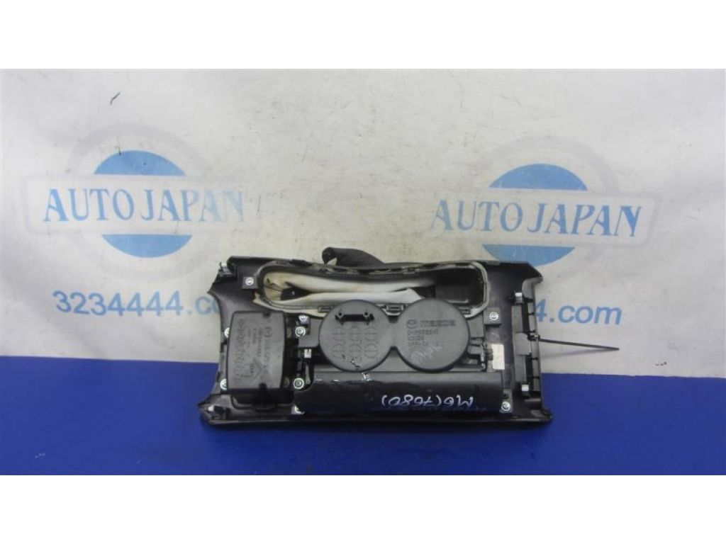 GJR9-64-030B-02 | Бардачок MAZDA 6 GJ 12- - Фото 4