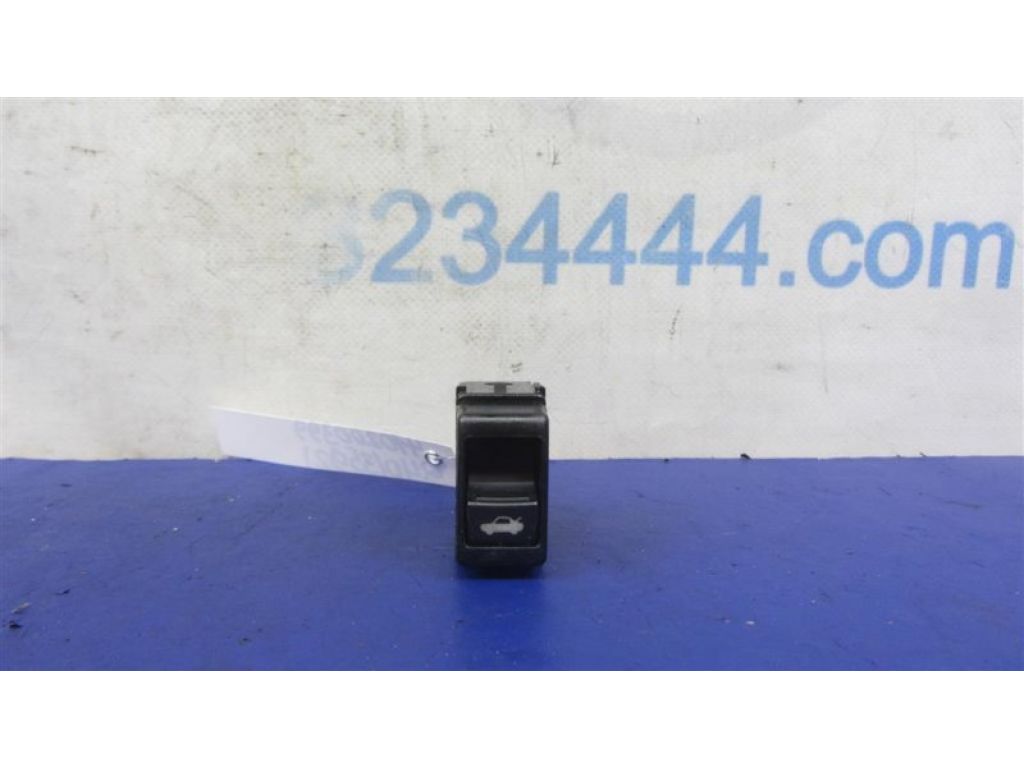 25380-JK00A | Кнопка открывания багажника внутренняя INFINITI G25/G35/G37/Q40 06-14