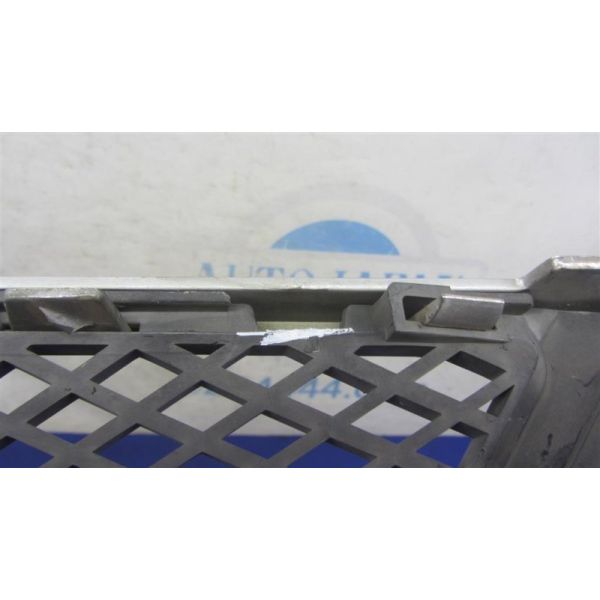 Решітка радіатора FORD FOCUS 04-11 5S4Z-8200-BAC — 5