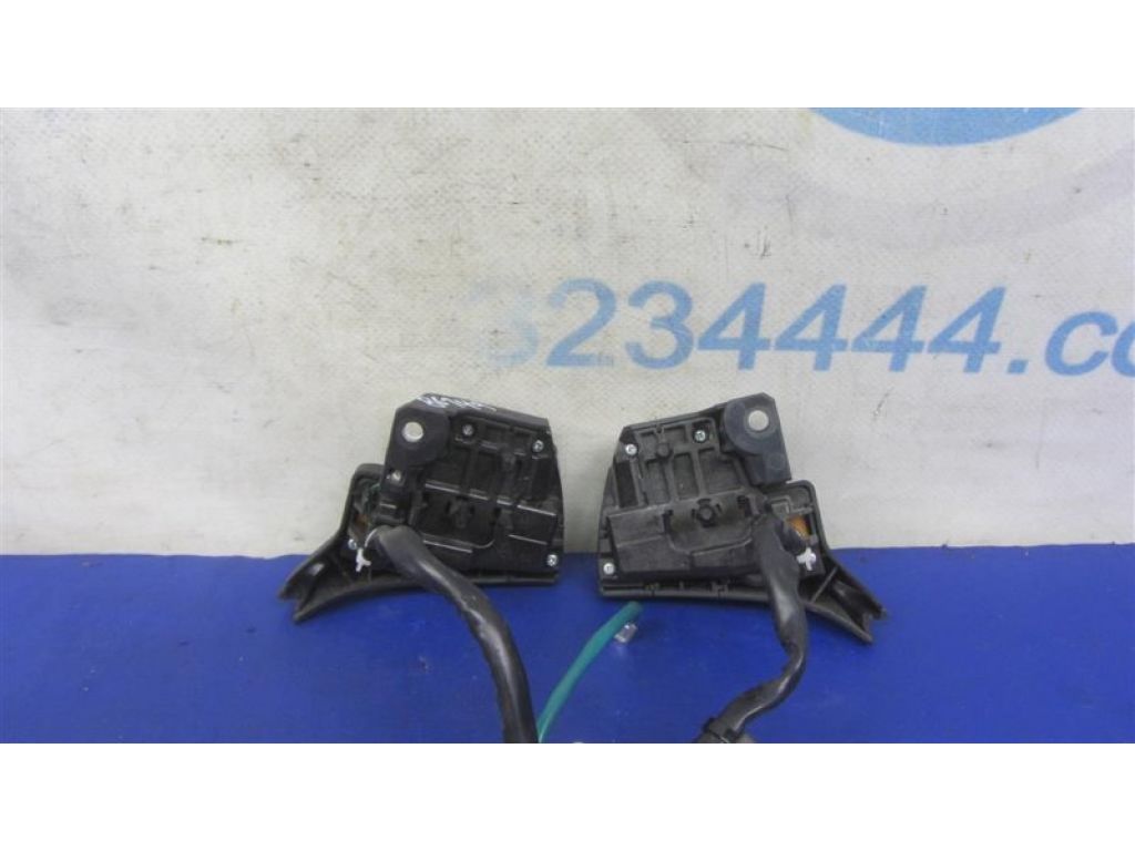 84250-30090-C0 | Кнопки руля LEXUS GS350 GS300 05-11 - Фото 3