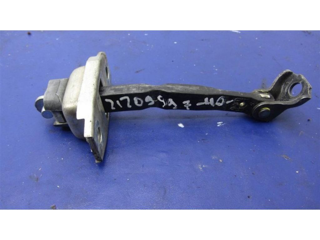 68620-06040 | Обмежувач дверей передн. лів. TOYOTA CAMRY 40 06-11