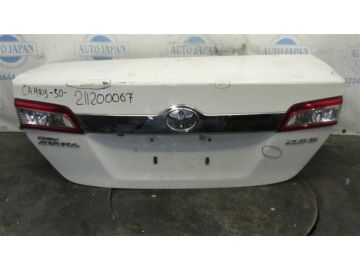 Крышка багажника TOYOTA CAMRY 50 12-15
