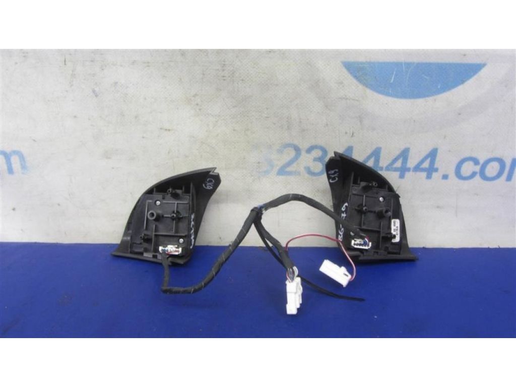 TD12-66-4M0 | Кнопки на руль MAZDA CX-9 06-16 - Фото 3