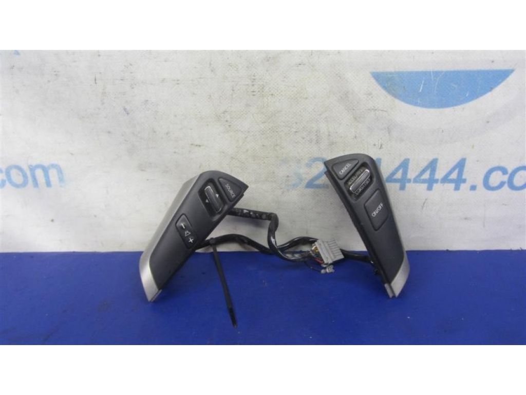 25550-1AA1A | Кнопки руля NISSAN TEANA J32 08-14
