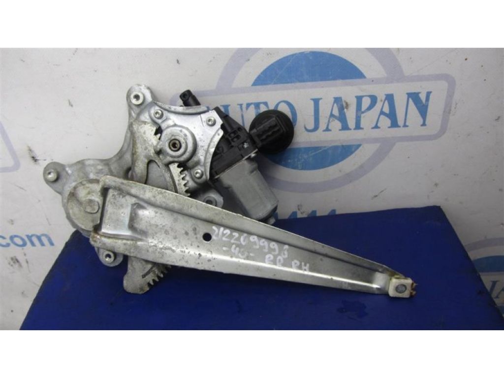 69803-33050 | Стеклоподъемник задн. прав. TOYOTA CAMRY 40 06-11