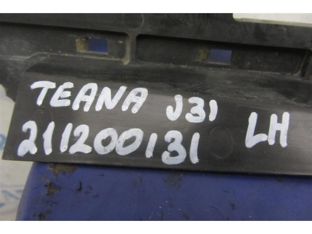92185-9W50A | Дефлектор радіатора лів. NISSAN TEANA J31 03-07 - Фото 2