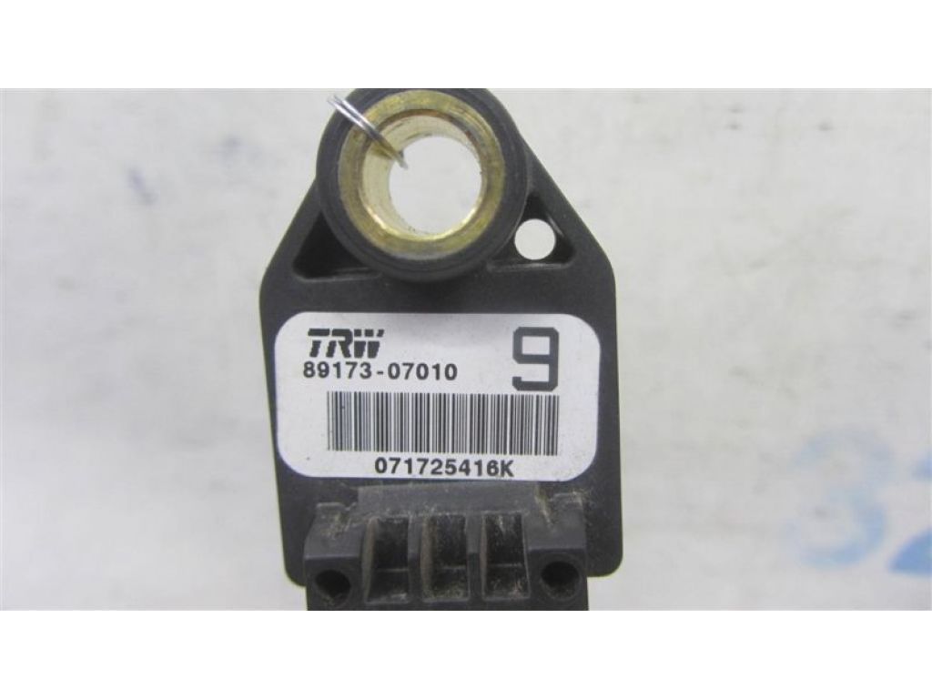 89173-07010 | Датчик удара TOYOTA CAMRY 40 06-11 - Фото 4