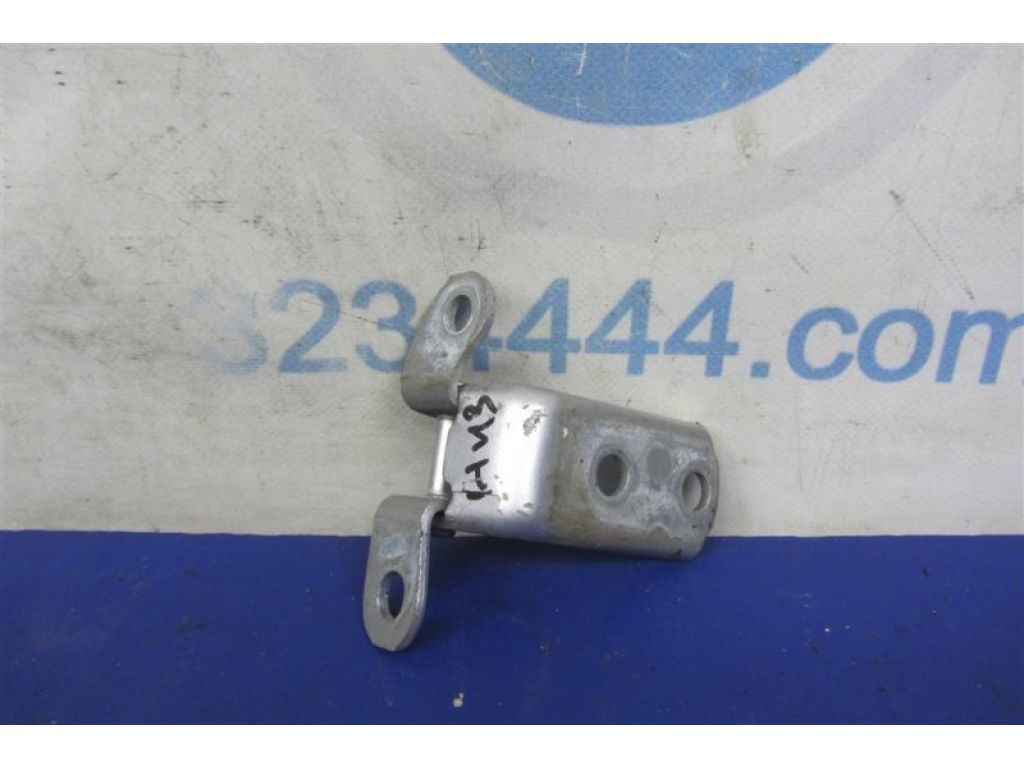 Петля двери нижняя задн. прав. TOYOTA CAMRY 40 06-11