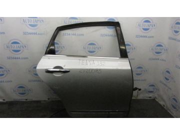 Двері задн. прав. NISSAN TEANA J32 08-14