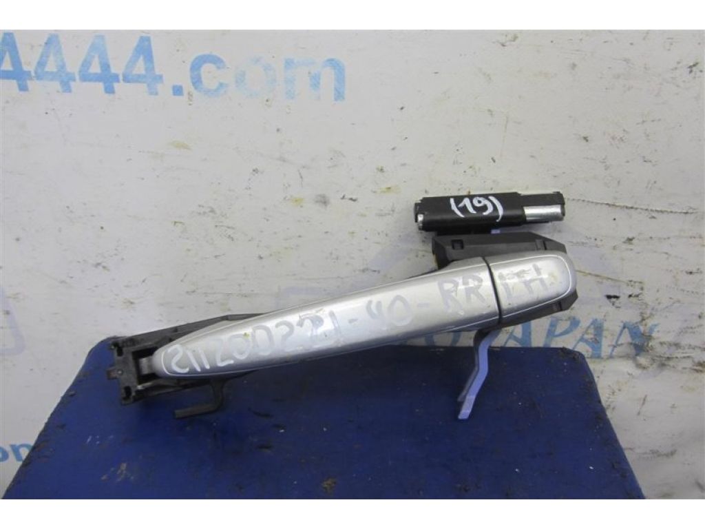 69211-06060-B0 | Ручка двері зовнішня задн. лів. TOYOTA CAMRY 40 06-11