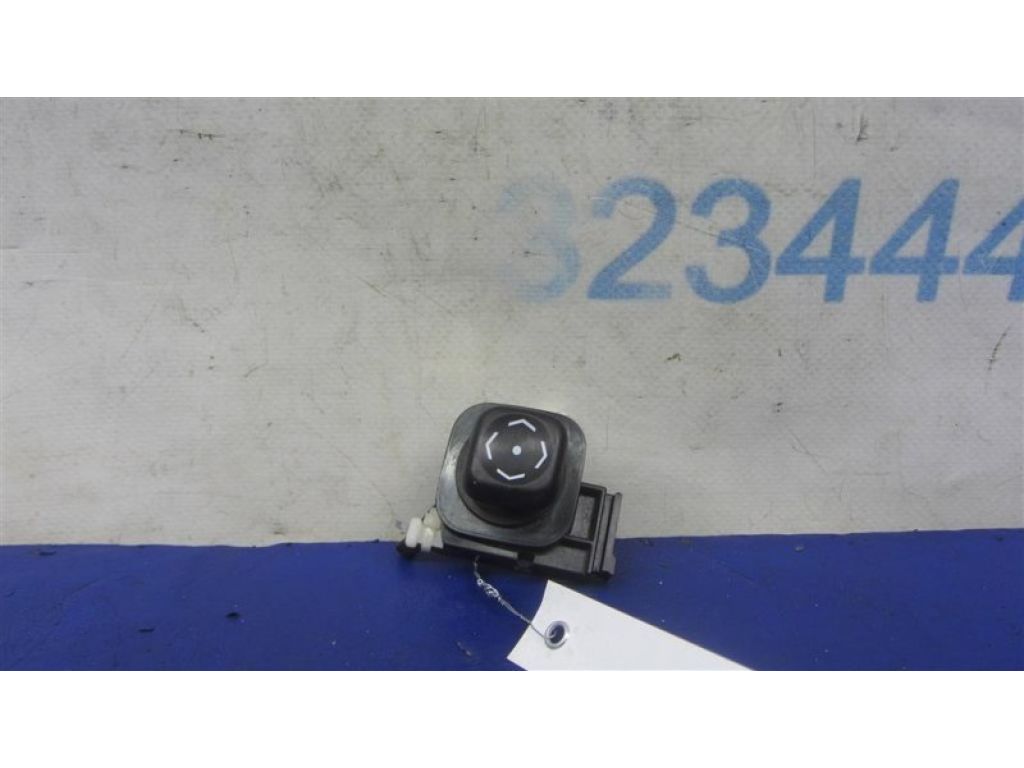 89235-48010 | Кнопка регулировки рулевой колонки LEXUS GS350 GS300 05-11