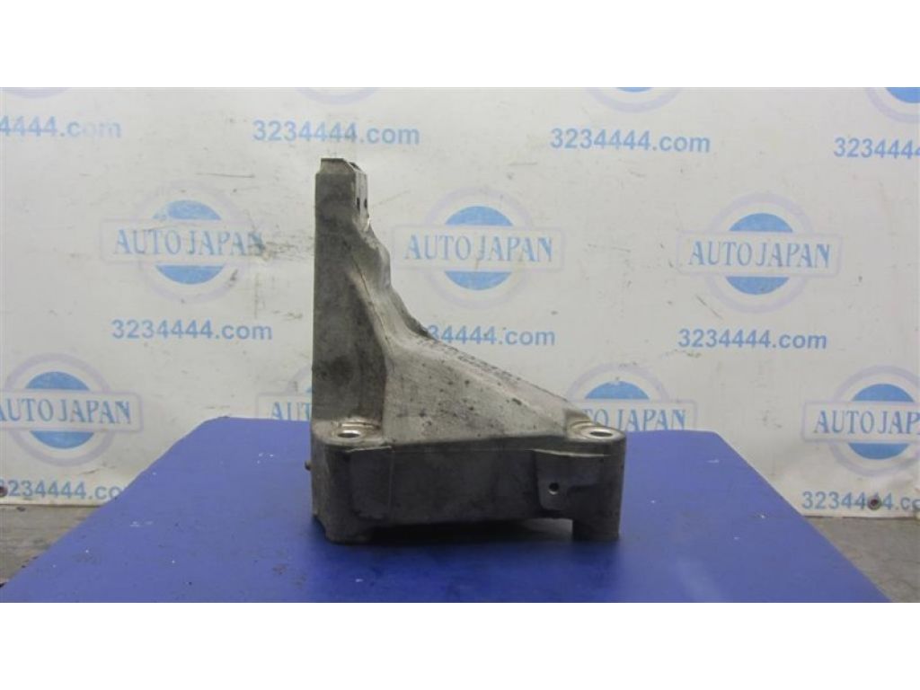 50610-SDB-A01 | Кронштейн двигуна задн. ACURA MDX (YD2) 06-13