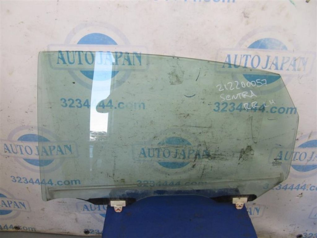 82301-3SG0A | Стекло двери задн. лев. NISSAN SENTRA B17 12-21
