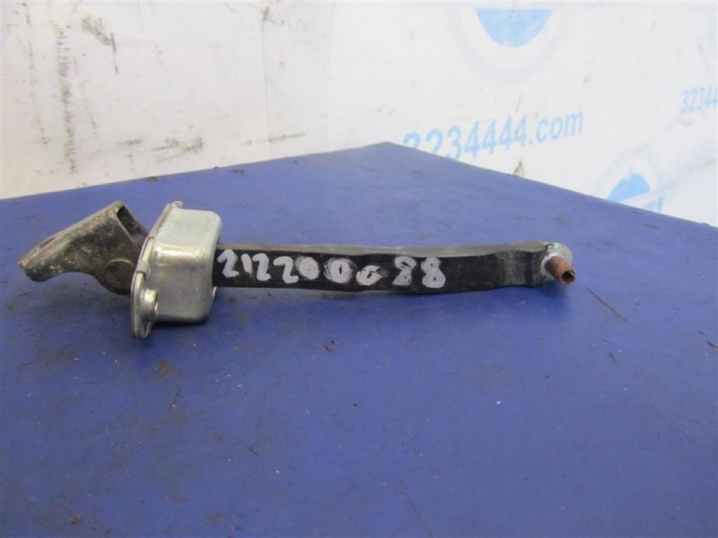 81810-57L01 | Ограничитель двери передн. прав. SUZUKI SX4 06-13