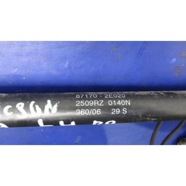 Амортизатор скла кришки багажника лівий HYUNDAI TUCSON 04-10 87170-2E020 — 3