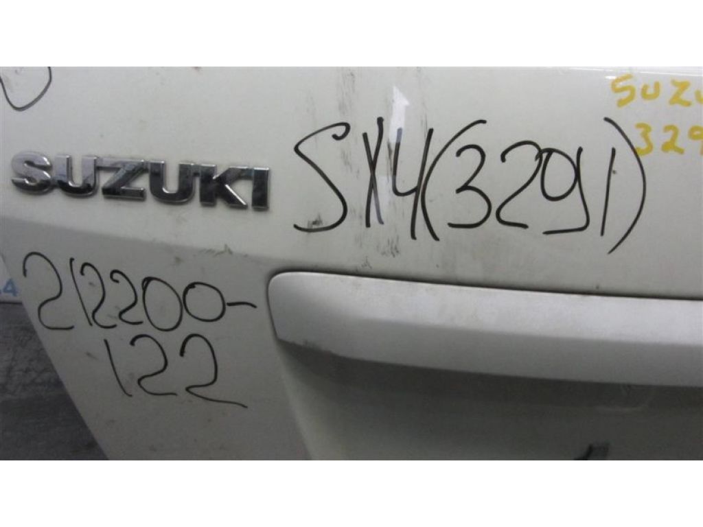 65700-75830 | Кришка багажника SUZUKI SX4 06-13 - Фото 2