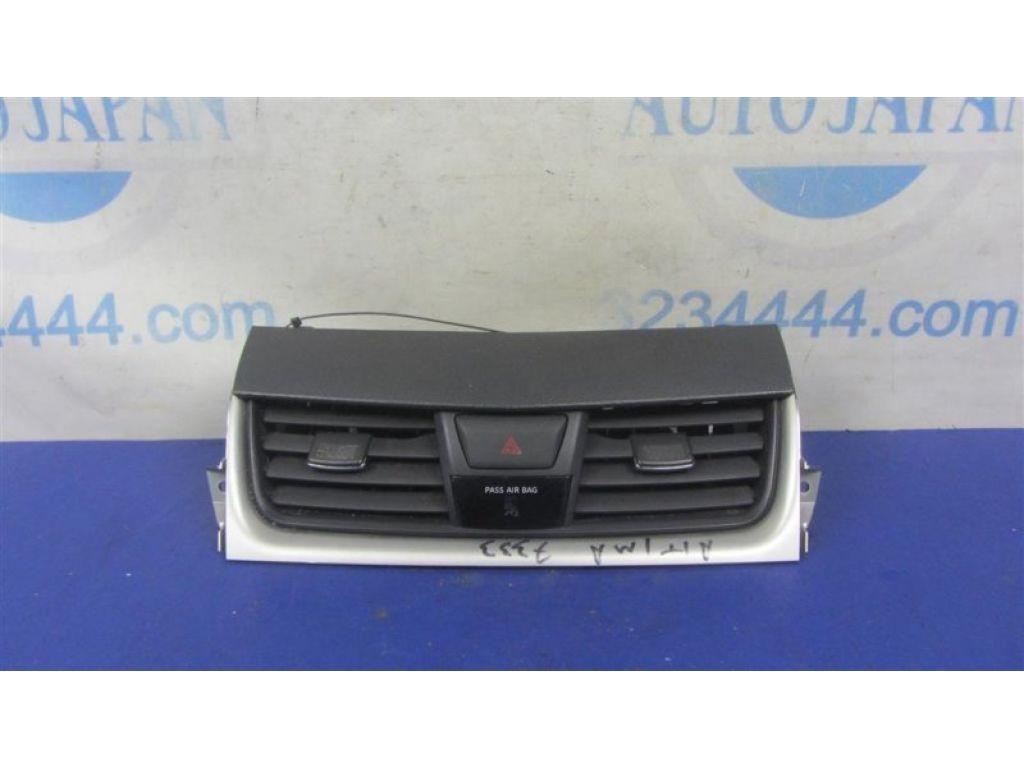 68750-9HS0A | Дефлектор повітряний NISSAN ALTIMA L33 12-18