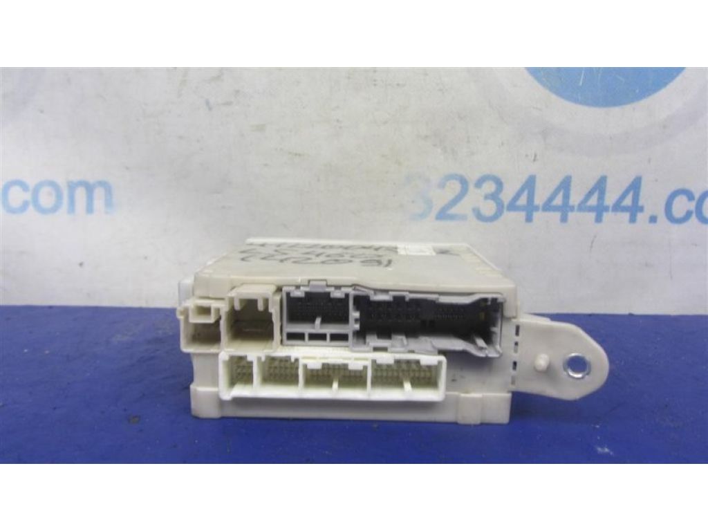 82670-50120 | Блок запобіжників салон LEXUS LS460 06-12 - Фото 7