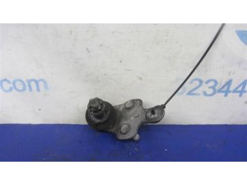 Кульова опора лів. TOYOTA SOLARA 03-09