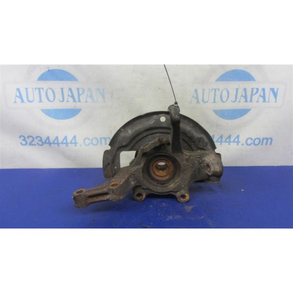 Кулак поворотний передній правий NISSAN MAXIMA A34 03-08 40014-8J000