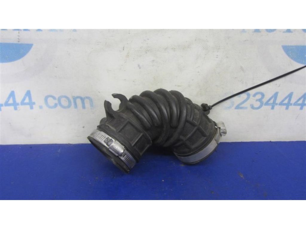 13881-54L00 | патрубок повітряного фільтра SUZUKI SX4 06-13
