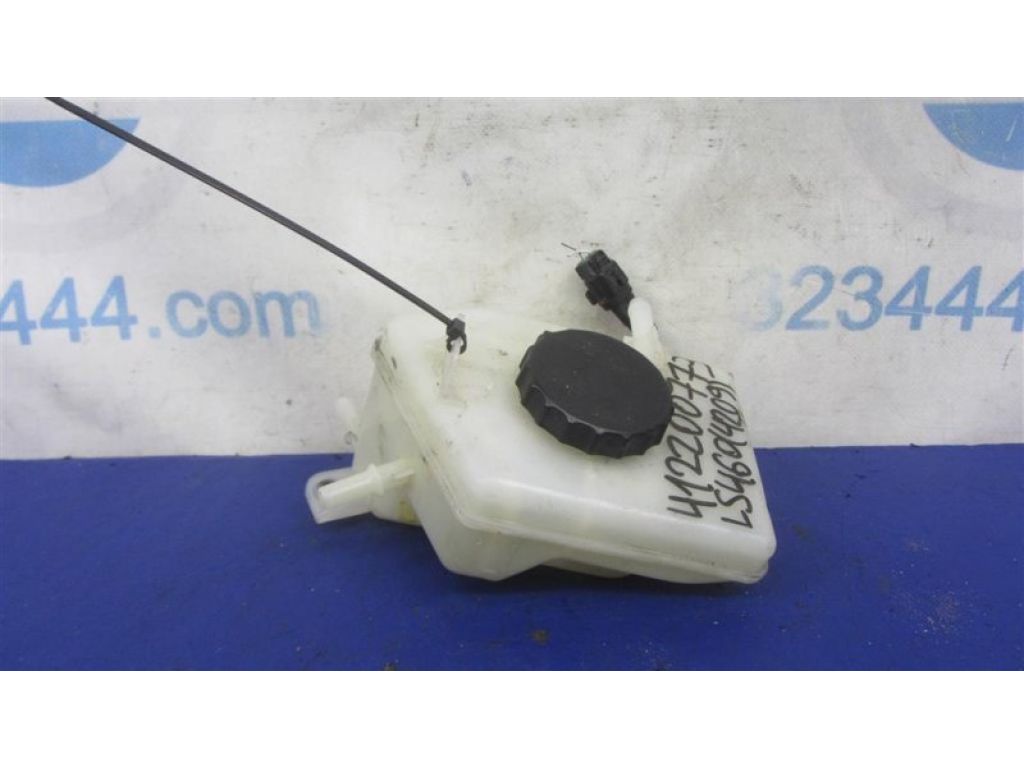 47220-50230 | Бачок главного тормозного цилиндра LEXUS LS460 06-12