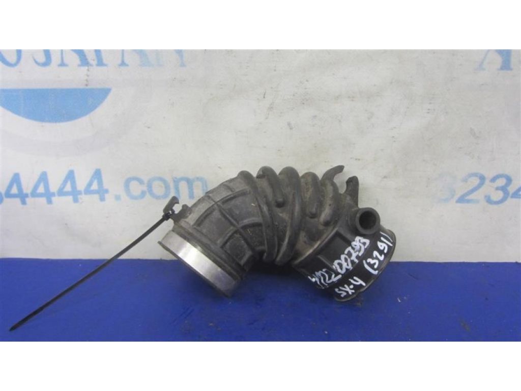 13881-54L00 | Патрубок воздушного фильтра SUZUKI SX4 06-13