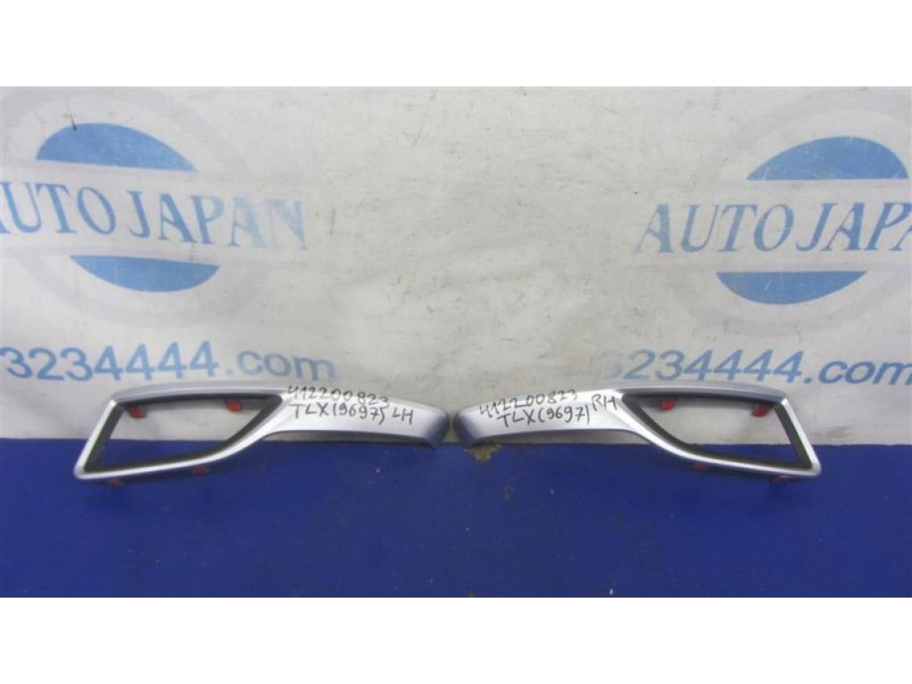 77225-TZ3-A01ZA | Накладка торпедо прав. ACURA TLX 14-17
