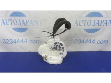 Замок двері задн. лів. HONDA ACCORD CU8 08-13