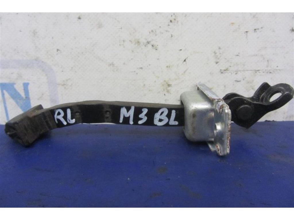 BBM472270B | Ограничитель двери задн. лев. MAZDA 3 BL 09-13 - Фото 3