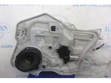 Склопідйомник задній лівий MAZDA 3 BL 09-13